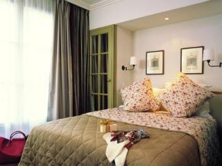 Henri Iv Rive Gauche 3* París